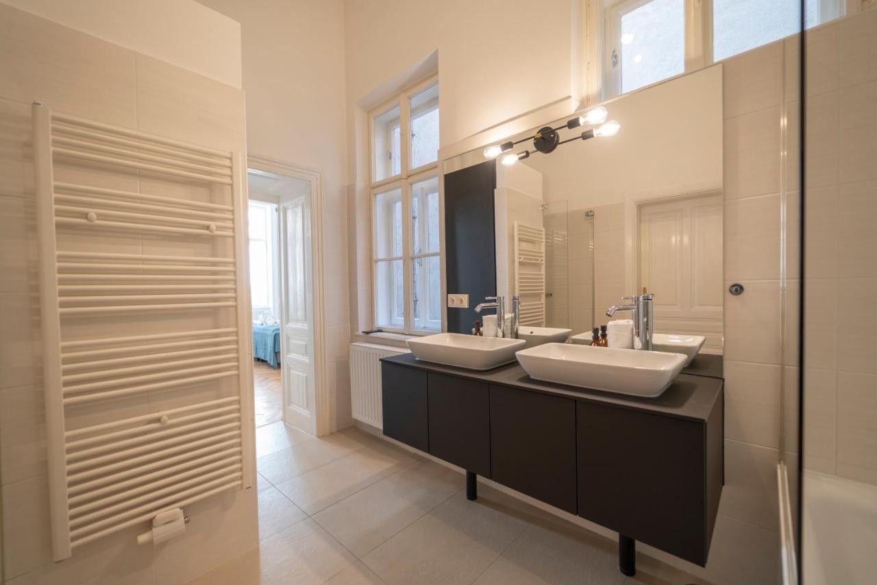 Josef'S Home I Premium Suite I Quiet & Central Виена Екстериор снимка