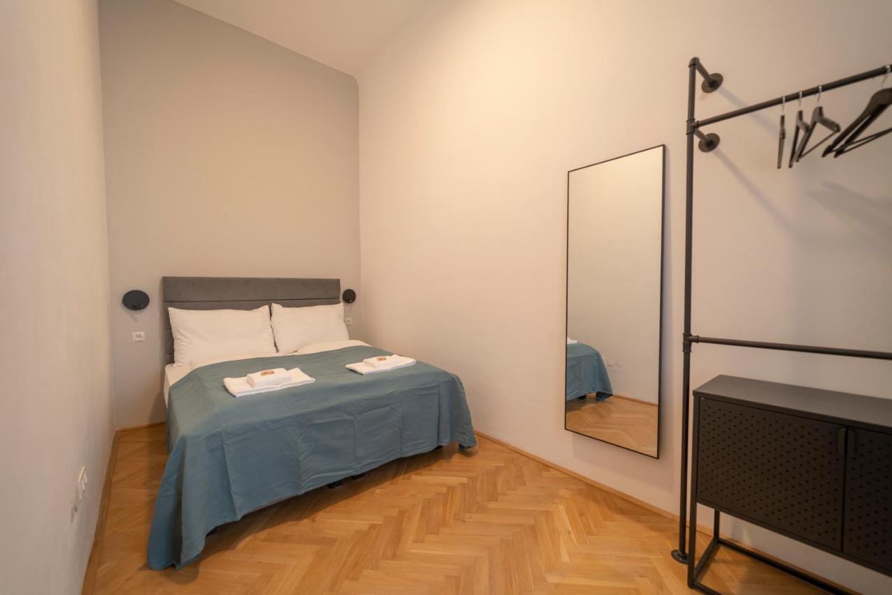 Josef'S Home I Premium Suite I Quiet & Central Виена Екстериор снимка